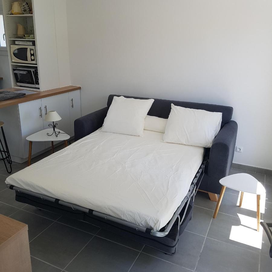 Les Lucioles Apartment Кавалере-сюр-Мер Екстериор снимка
